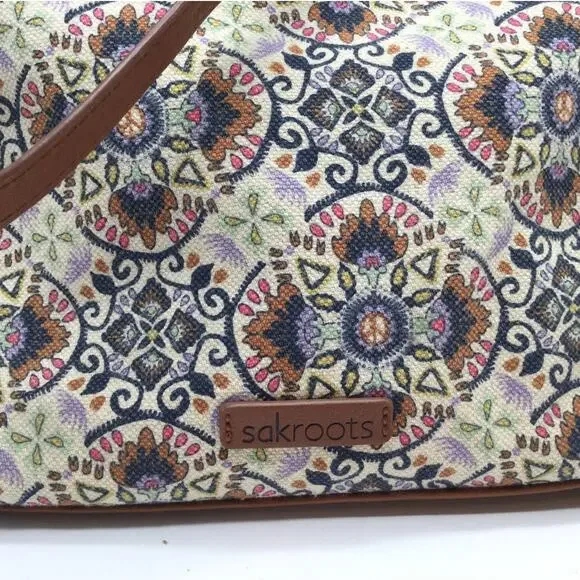 Sakroots Meadow Straw Boho Tote Bag for Women - Picture 3 of 10